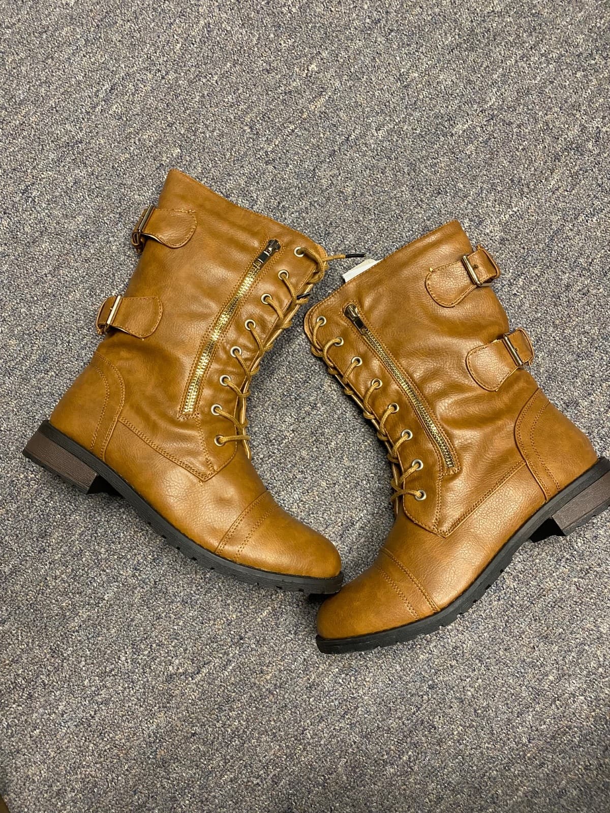 New Refresh Terra Camel Military Style Combat Boots Size 9 - Image 1