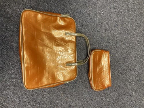 Vintage Clinique Cosmetic Make-up Travel Bag Orange with Cream Handle Set of 2 - Thumbnail 4