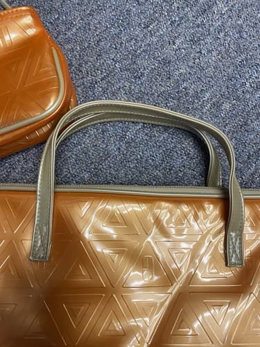 Vintage Clinique Cosmetic Make-up Travel Bag Orange with Cream Handle Set of 2 - Thumbnail 8