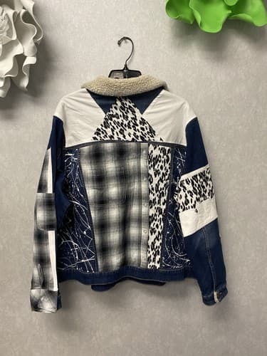 Revamped Fall Creek Denim Jacket Size 3XL- Hand painted - Thumbnail 10
