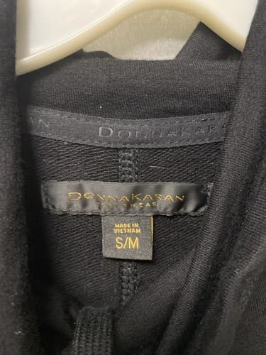 Donna Karan Black Cowl Neck Soft Sweater Women's Size Small With Kangaroo Pocket - Thumbnail 3