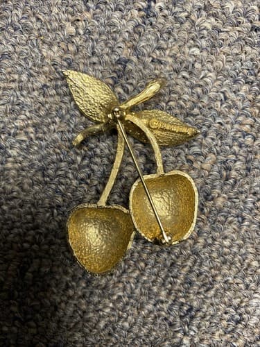 Vintage Sarah Coventry Golden Cherries Brooch, Gold Plated, 1966 - Thumbnail 4