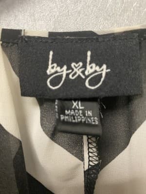By & By Black and White Sheer Blouse with Tank Size XL - Thumbnail 3