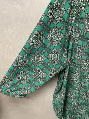 Dana Buchman Green Multi Blouse Size XL - Thumbnail 4