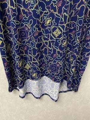 LuLaRoe Irma Navy Multi Blouse Size Med Highlow Style - Thumbnail 5