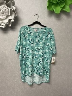 LuLaRoe Irma Green/White Disney Mickey Highlow Top Size Small - Image 1