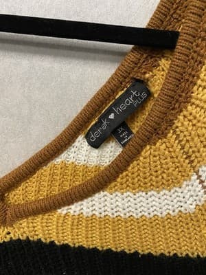 Derek Hart Plus Brown Knit V- Neck Sweater Size 3XL - Thumbnail 3