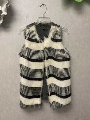 Derek Hart Black/White Knitted Faux Fur Vest Size Large-Miller - Image 1