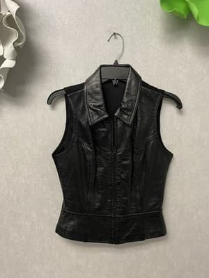 Black Leather Front Vest With Harley Davison Size Med Stretch Back - Image 1