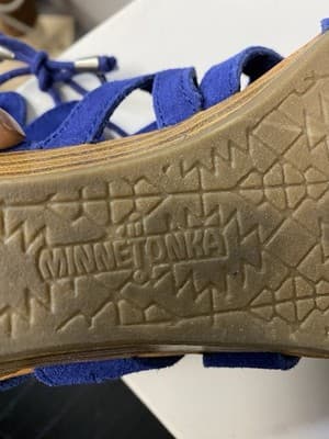 Minnetonka Navy Sandals Size 9 - Thumbnail 7