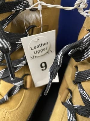 Merona Tan/Cream Boots Leather NWT Size 9 - Thumbnail 2