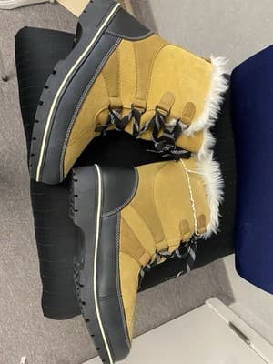 Merona Tan/Cream Boots Leather NWT Size 9 - Thumbnail 4