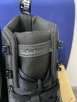 Dr. Martens Black Boots W/ Soles Bouncing Size 10 - Thumbnail 4