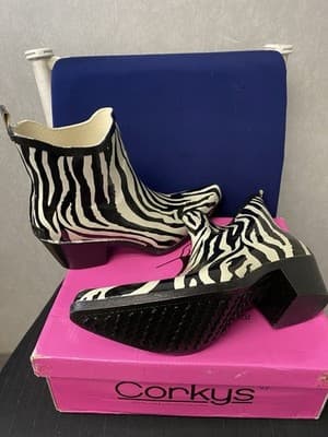 Corkys Zebra Print Rubber Booties Size 9 - Thumbnail 3