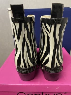 Corkys Zebra Print Rubber Booties Size 9 - Thumbnail 5