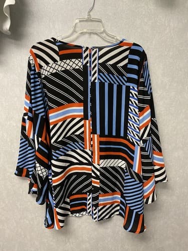 Spense Womens Top Size 1X Blue Red White Butterfly Sleeves Longer in Back - Thumbnail 5