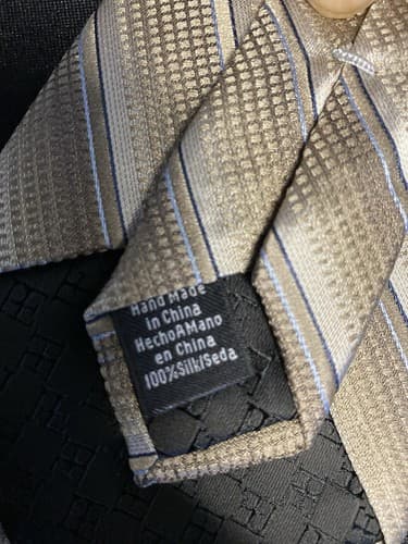 Perry Ellis Portfolio 100% Silk Lot of 4 men's ties - Thumbnail 6