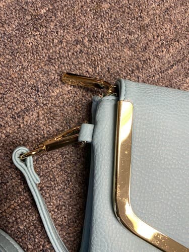 Charming Charlie Mint/Gold Crossbody/ Wristlet Bag - Thumbnail 3