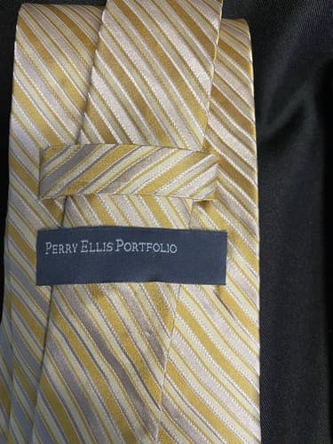 Perry Ellis Portfolio 100% Silk Lot of 4 men's ties - Thumbnail 11
