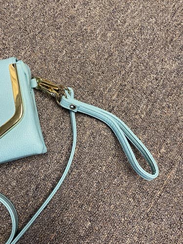 Charming Charlie Mint/Gold Crossbody/ Wristlet Bag - Thumbnail 5