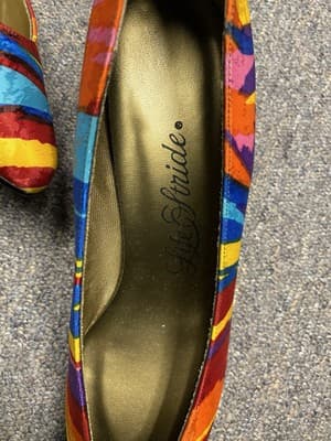 Vintage Life Stride Bright Painted Sateen Ribbon Pumps Size 9AA - Thumbnail 4