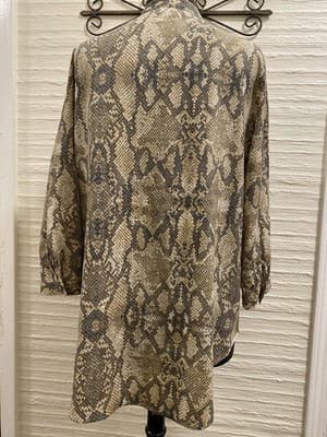 Jaclyn Smith Snakeskin Print Tunic Blouse Size Large - Thumbnail 5