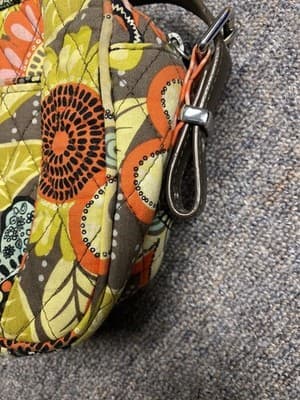 ❤️ VERA BRADLEY Flower Shower Frannie Crossbody Floral Bag Faux Leather Strap - Thumbnail 3