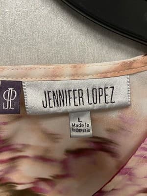 Jennifer Lopez Blouse Womens Size Large Short Sleeves Pink Floral Top Hi Lo - Thumbnail 3