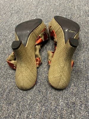 X2B Tan And Metallic Red Sandals Womens Size 8 Block Heels Shoes Wrap Around - Thumbnail 9