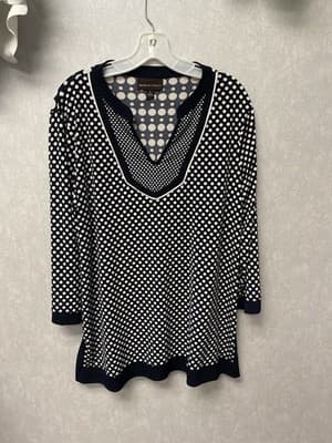 Dana Buchman Long Sleeve Stretch Top Navy/white Polka Dot Top Size Large - Image 1