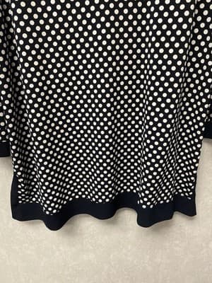 Dana Buchman Long Sleeve Stretch Top Navy/white Polka Dot Top Size Large - Thumbnail 5