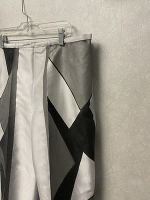 Revamped Gray/Black Angles Hand Painted Pants Size 16 - Thumbnail 4