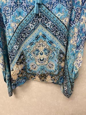 Rose & Olive Sheer Blue Printed Bohemian Kimono size Med With Tank - Thumbnail 5