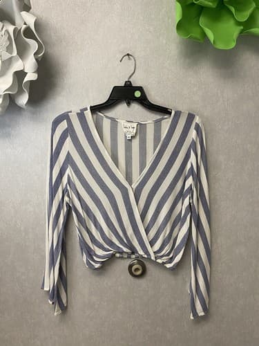 Sadie & Sage Beachy Stripe Blouse Sz M Long Flare Sleeve Elastic Hem - Image 1