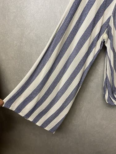 Sadie & Sage Beachy Stripe Blouse Sz M Long Flare Sleeve Elastic Hem - Thumbnail 4