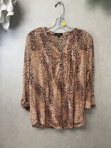 Cocomo Pink Leopard Print Pintuck Plus 3/4 Sleeve Blouse Top Shirt Med VNeck - Image 1