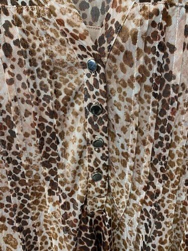 Cocomo Pink Leopard Print Pintuck Plus 3/4 Sleeve Blouse Top Shirt Med VNeck - Thumbnail 5