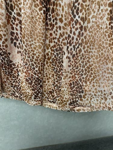 Cocomo Pink Leopard Print Pintuck Plus 3/4 Sleeve Blouse Top Shirt Med VNeck - Thumbnail 6