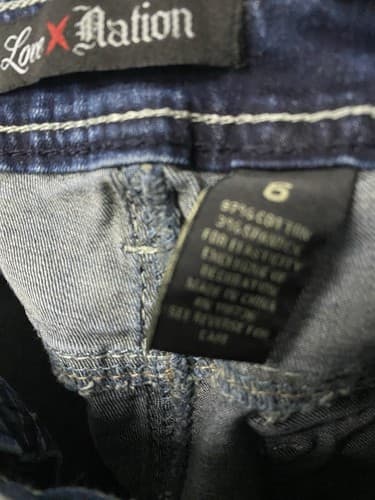 Love Nation Boot Cut Jeans 6 Rhinestone Snowflake Embroidery Stretch Size 6 - Thumbnail 4