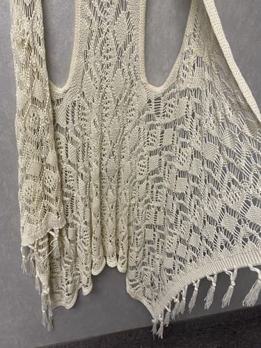Rue 21 Small Fringe Open Crocheted Lace Trim Vest Hippie - Thumbnail 3