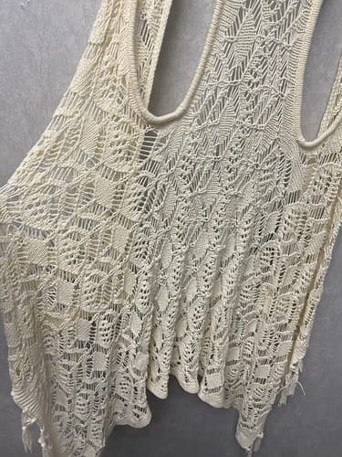 Rue 21 Small Fringe Open Crocheted Lace Trim Vest Hippie - Thumbnail 6