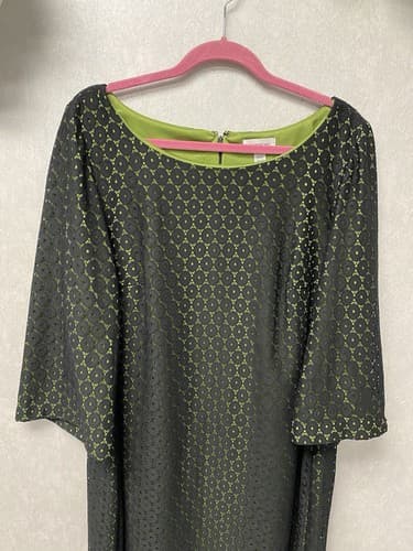 Avenue Black/Lime Lace Overlay Dress Size 18/20 - Thumbnail 2