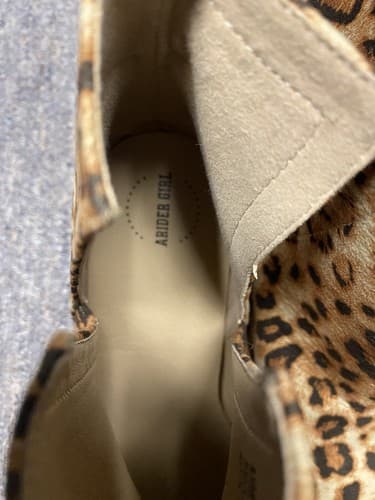 Arider Girl Animal Print V-Cut Booties Womens Size 8 - Thumbnail 4