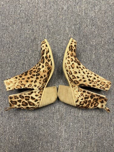 Arider Girl Animal Print V-Cut Booties Womens Size 8 - Thumbnail 5