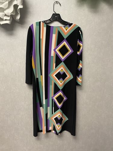 Gabby Skye Black And Green geometric print size 12 Dress - Thumbnail 3