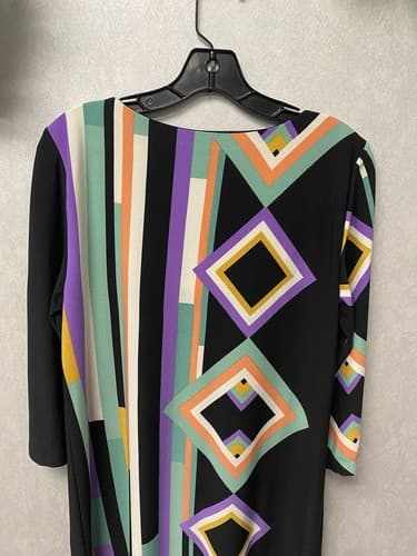 Gabby Skye Black And Green geometric print size 12 Dress - Thumbnail 4