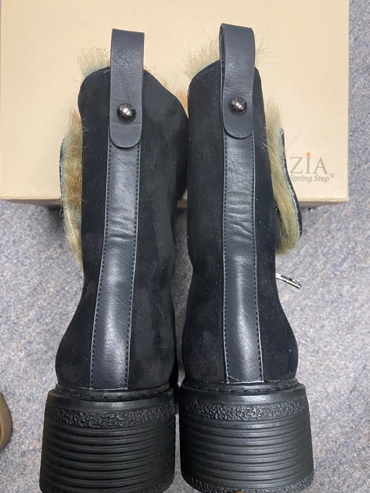 Women Patrizia Saige Black Faux Fur Winter Boots New Size 9.5/10 - Thumbnail 5