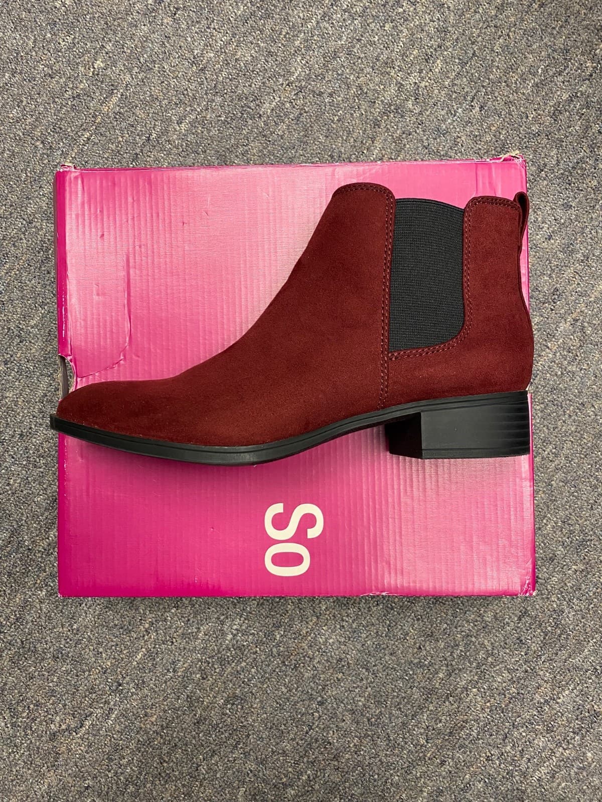 So Memory Foam Burgundy Ankle Boot 9 1/2 Med - Thumbnail 2