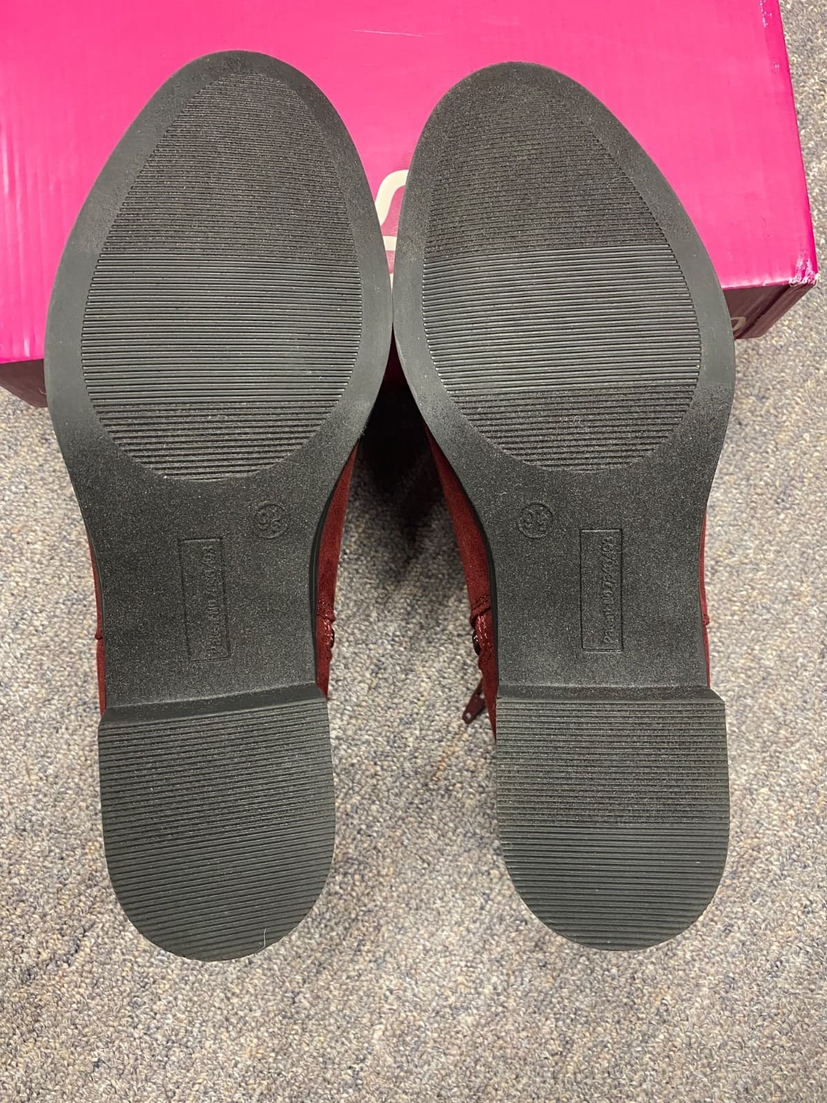 So Memory Foam Burgundy Ankle Boot 9 1/2 Med - Thumbnail 7