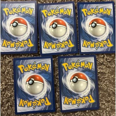 Yveltal Celebrations Pokemon #019/025 Holo Rare - Thumbnail 2